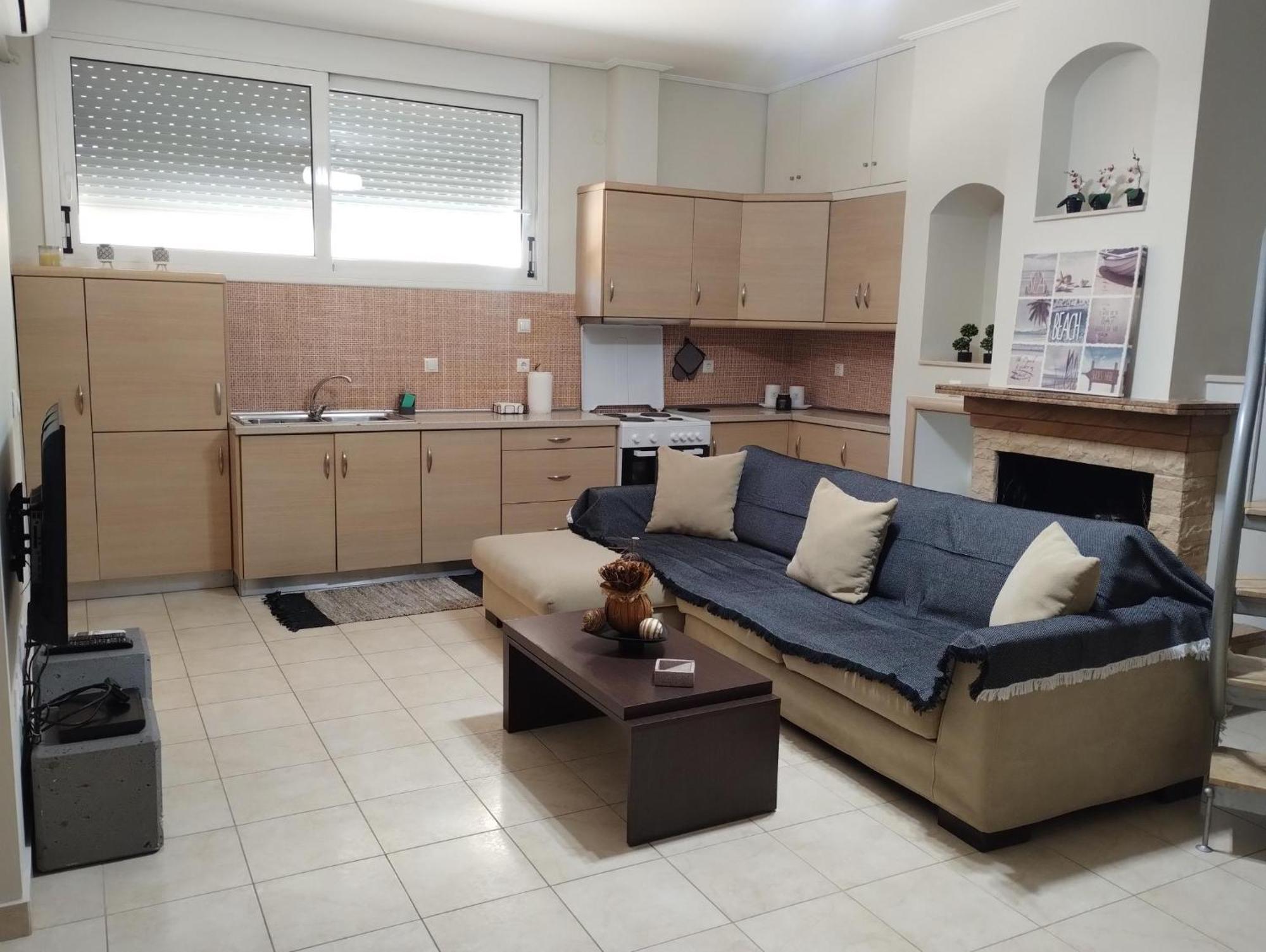 Kalamata Beach Maisonette エクステリア 写真