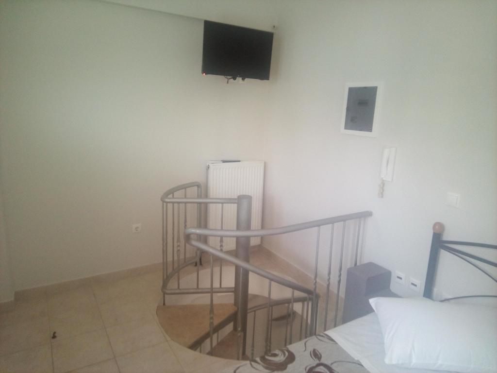 Kalamata Beach Maisonette エクステリア 写真