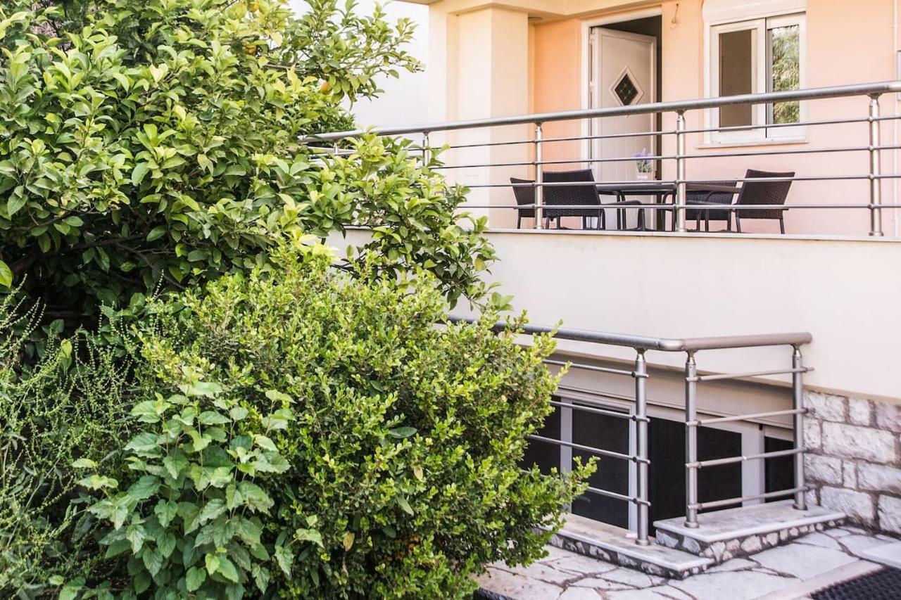 Kalamata Beach Maisonette エクステリア 写真